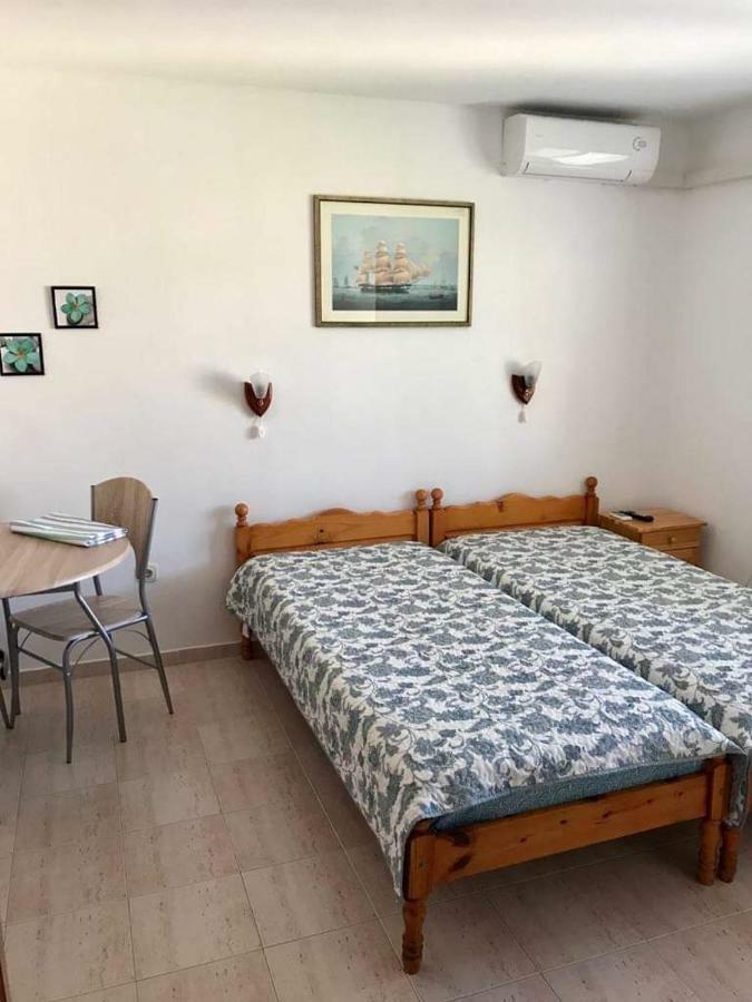 Студиа Мансарда Ненови Pomorie Exteriér fotografie